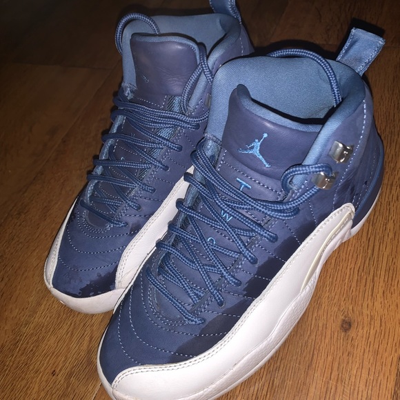 Jordan’s. Size 5 - Picture 2 of 10